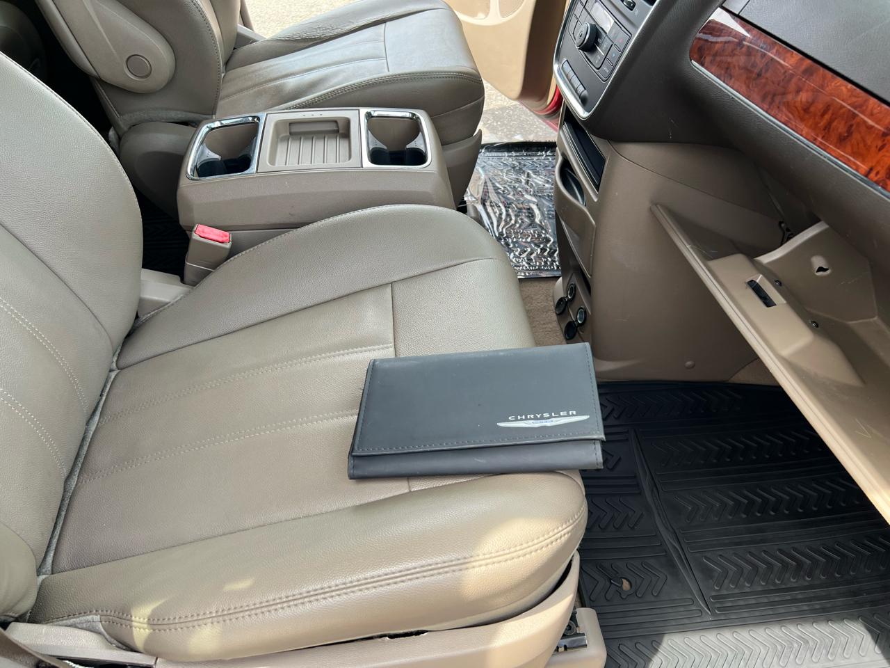 Chrysler Town & Country 4dr Wgn Touring 2015