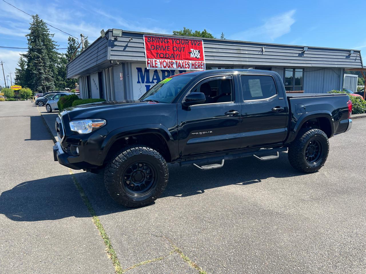 Toyota Tacoma 4WD SR5 Double Cab 5' Bed V6 AT (Natl) 2023