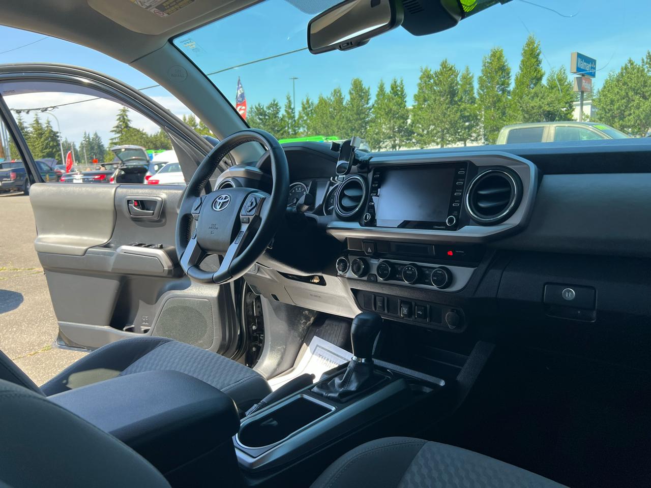 Toyota Tacoma 4WD SR5 Double Cab 5' Bed V6 AT (Natl) 2023