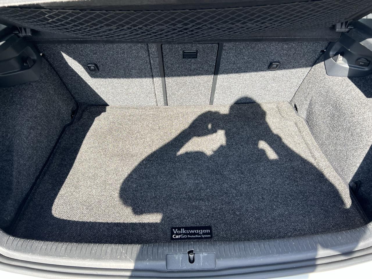 Volkswagen Golf 4dr HB Auto PZEV 2012