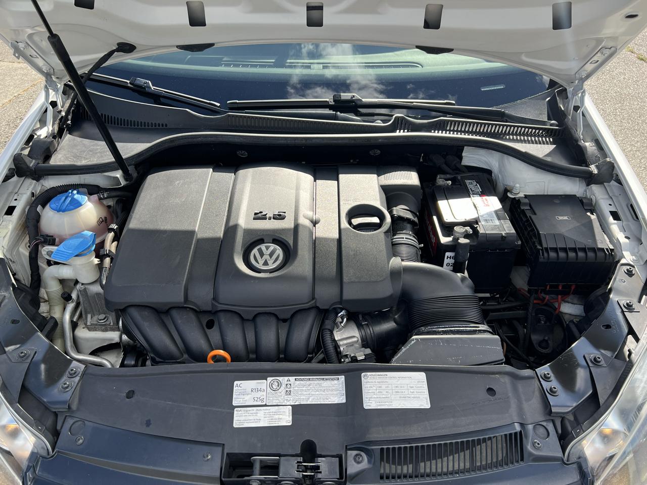 Volkswagen Golf 4dr HB Auto PZEV 2012