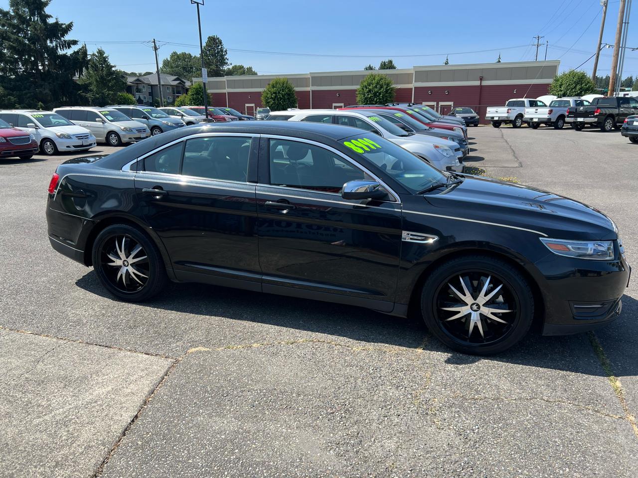 Ford Taurus 4dr Sdn Limited FWD 2013