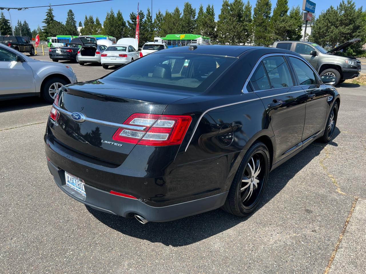 Ford Taurus 4dr Sdn Limited FWD 2013