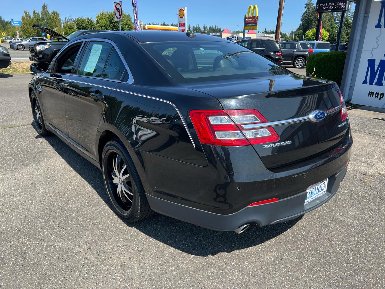 Ford Taurus 4dr Sdn Limited FWD 2013