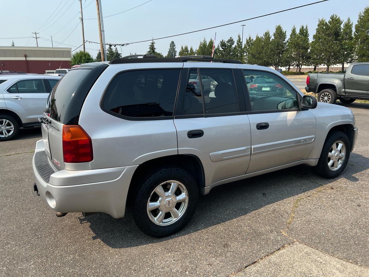 GMC Envoy 4dr 4WD SLE 2005