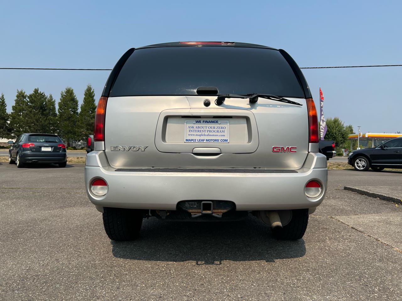 GMC Envoy 4dr 4WD SLE 2005