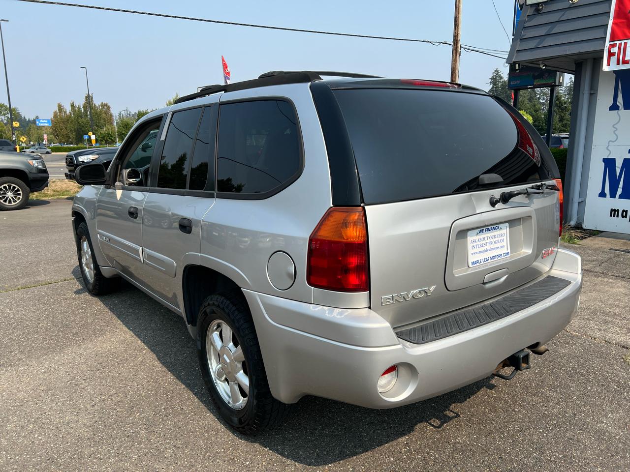 GMC Envoy 4dr 4WD SLE 2005