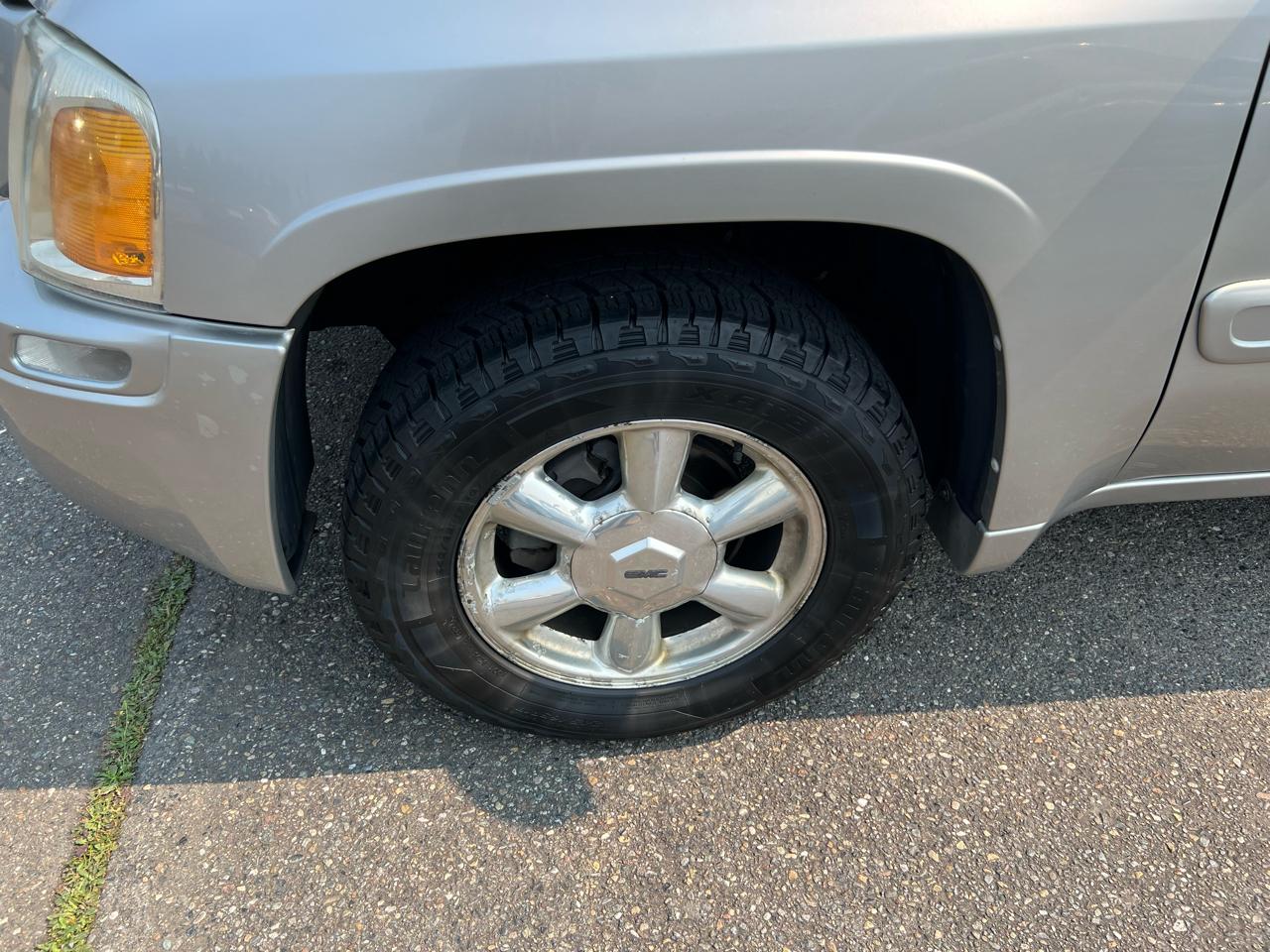 GMC Envoy 4dr 4WD SLE 2005