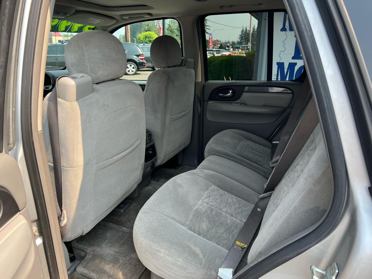 GMC Envoy 4dr 4WD SLE 2005