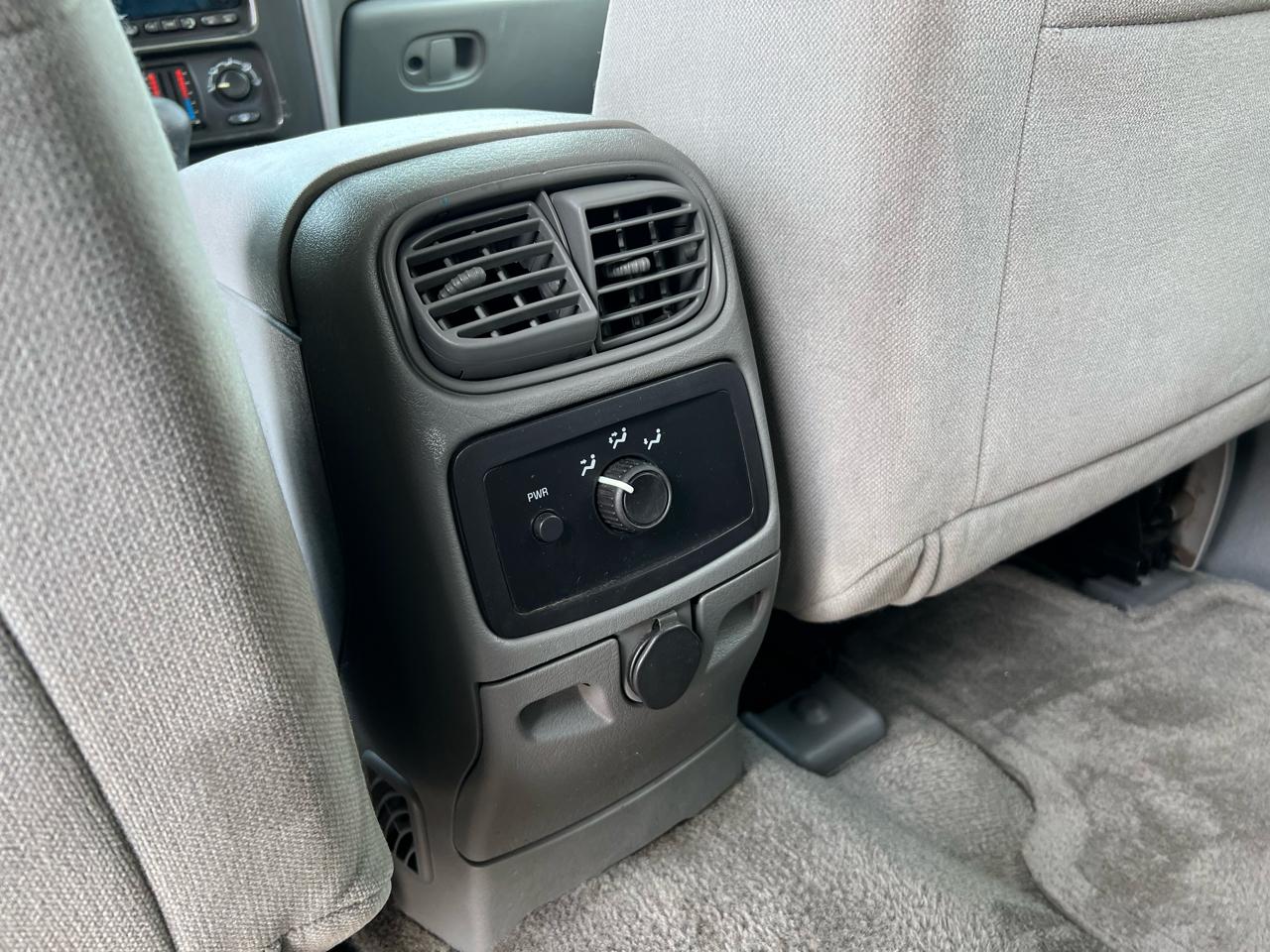 GMC Envoy 4dr 4WD SLE 2005