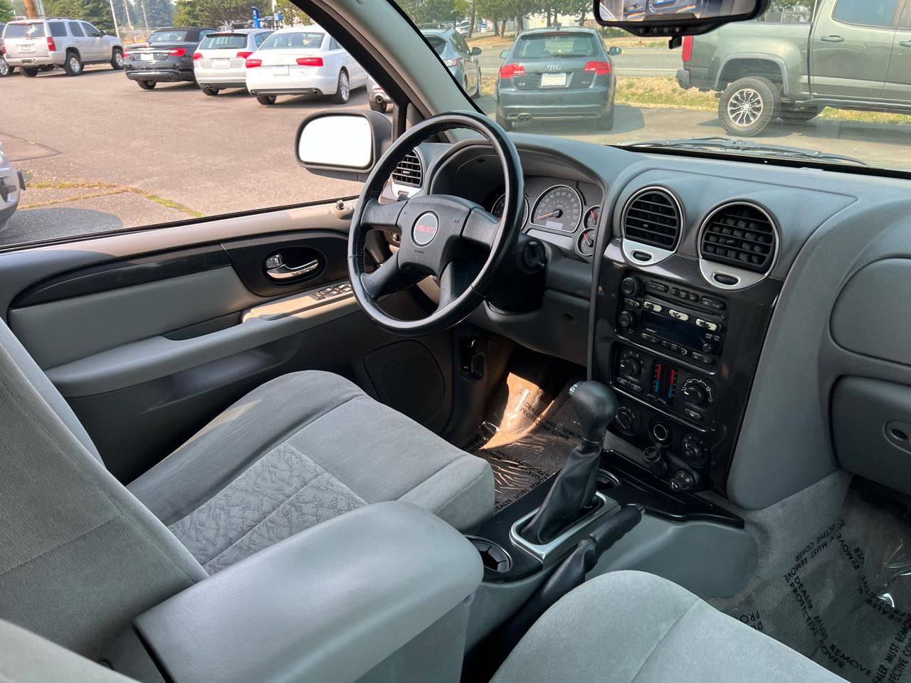 GMC Envoy 4dr 4WD SLE 2005