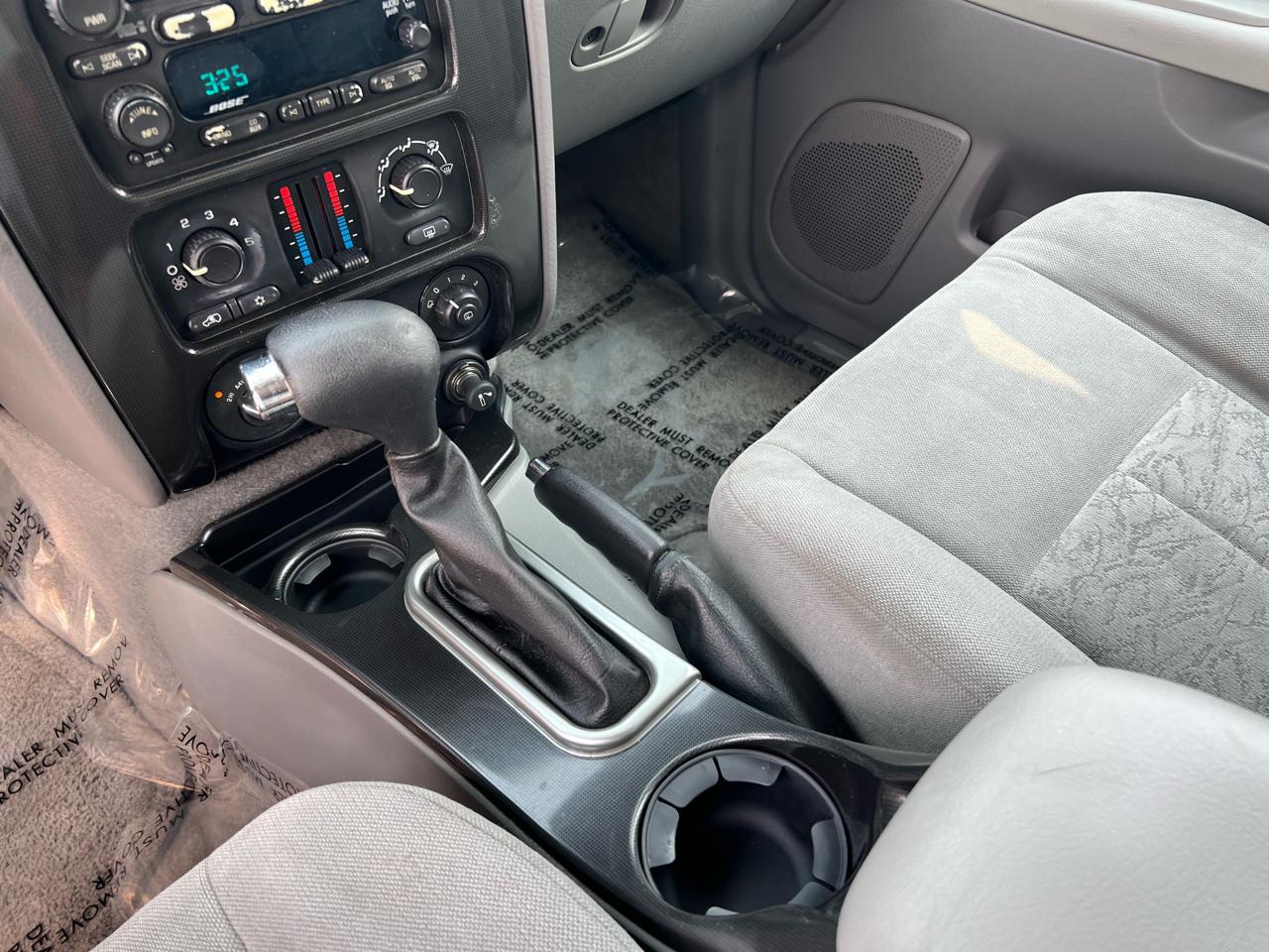 GMC Envoy 4dr 4WD SLE 2005