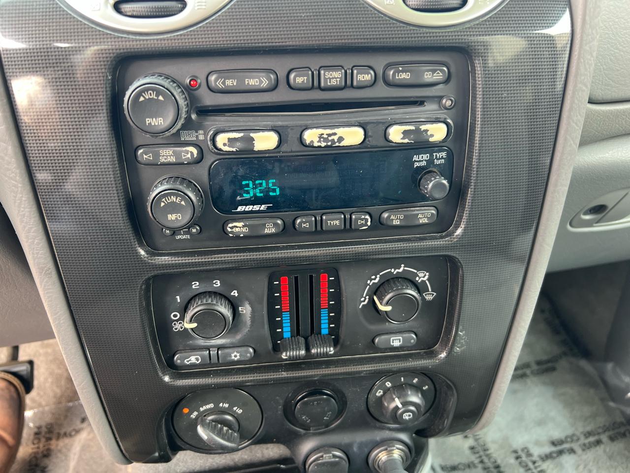 GMC Envoy 4dr 4WD SLE 2005