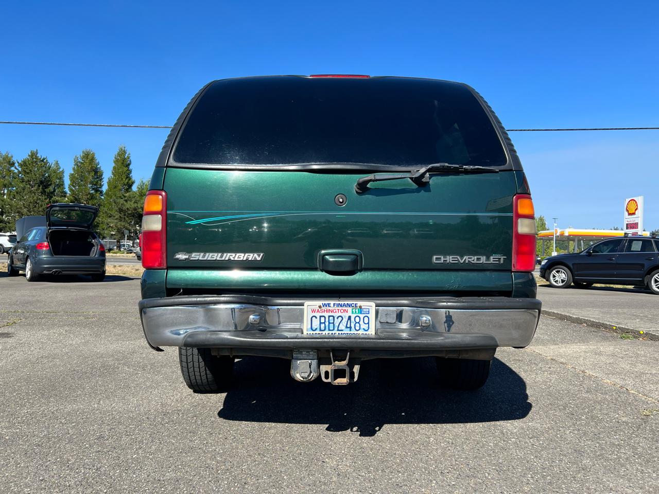 Chevrolet Suburban 4dr 1500 4WD LT 2001
