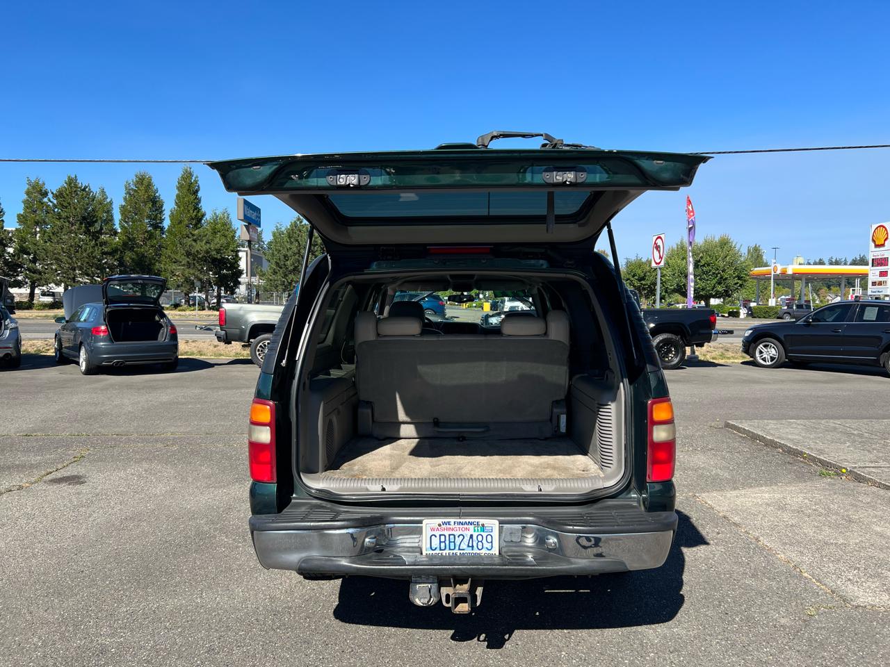 Chevrolet Suburban 4dr 1500 4WD LT 2001