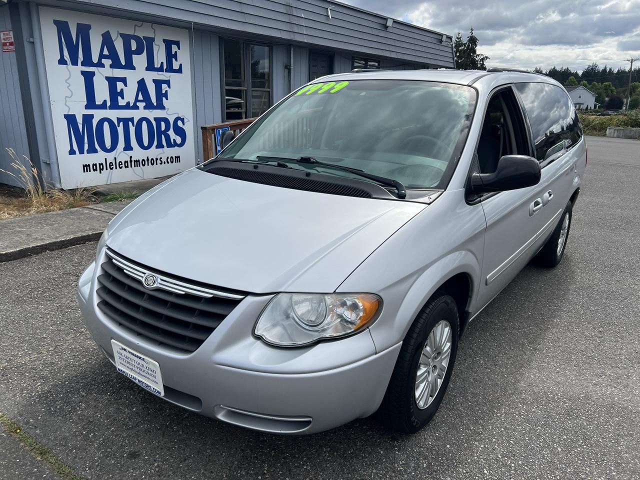 2005 Chrysler Town & Country 4dr LWB LX FWD