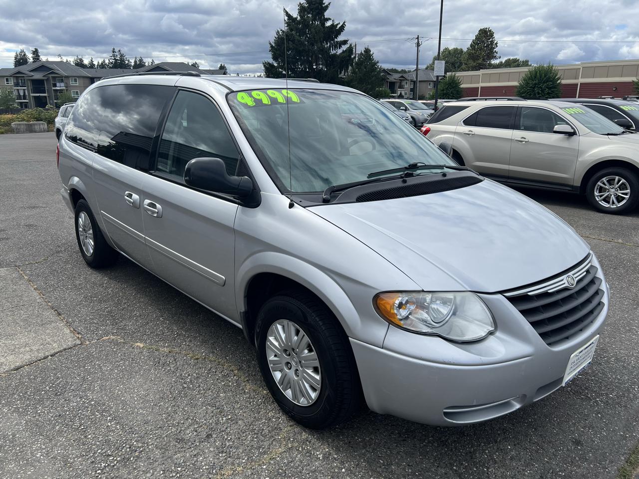 Chrysler Town & Country 4dr LWB LX FWD 2005