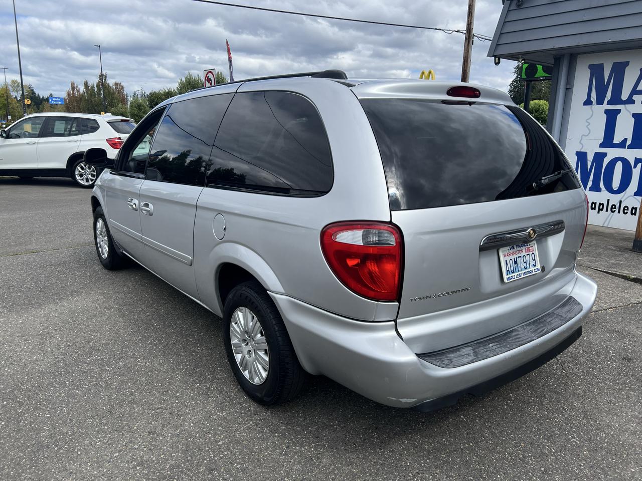 Chrysler Town & Country 4dr LWB LX FWD 2005