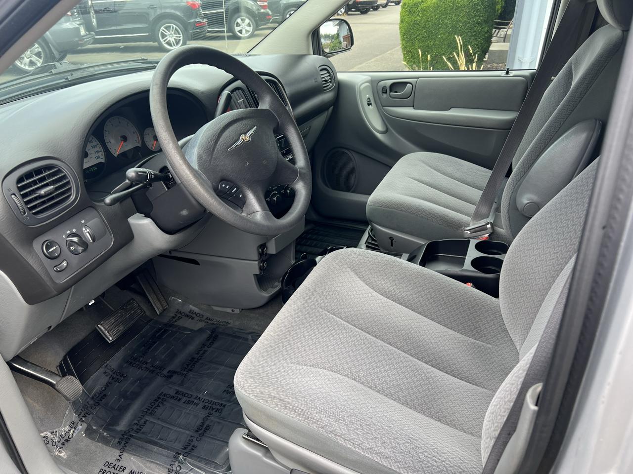 Chrysler Town & Country 4dr LWB LX FWD 2005