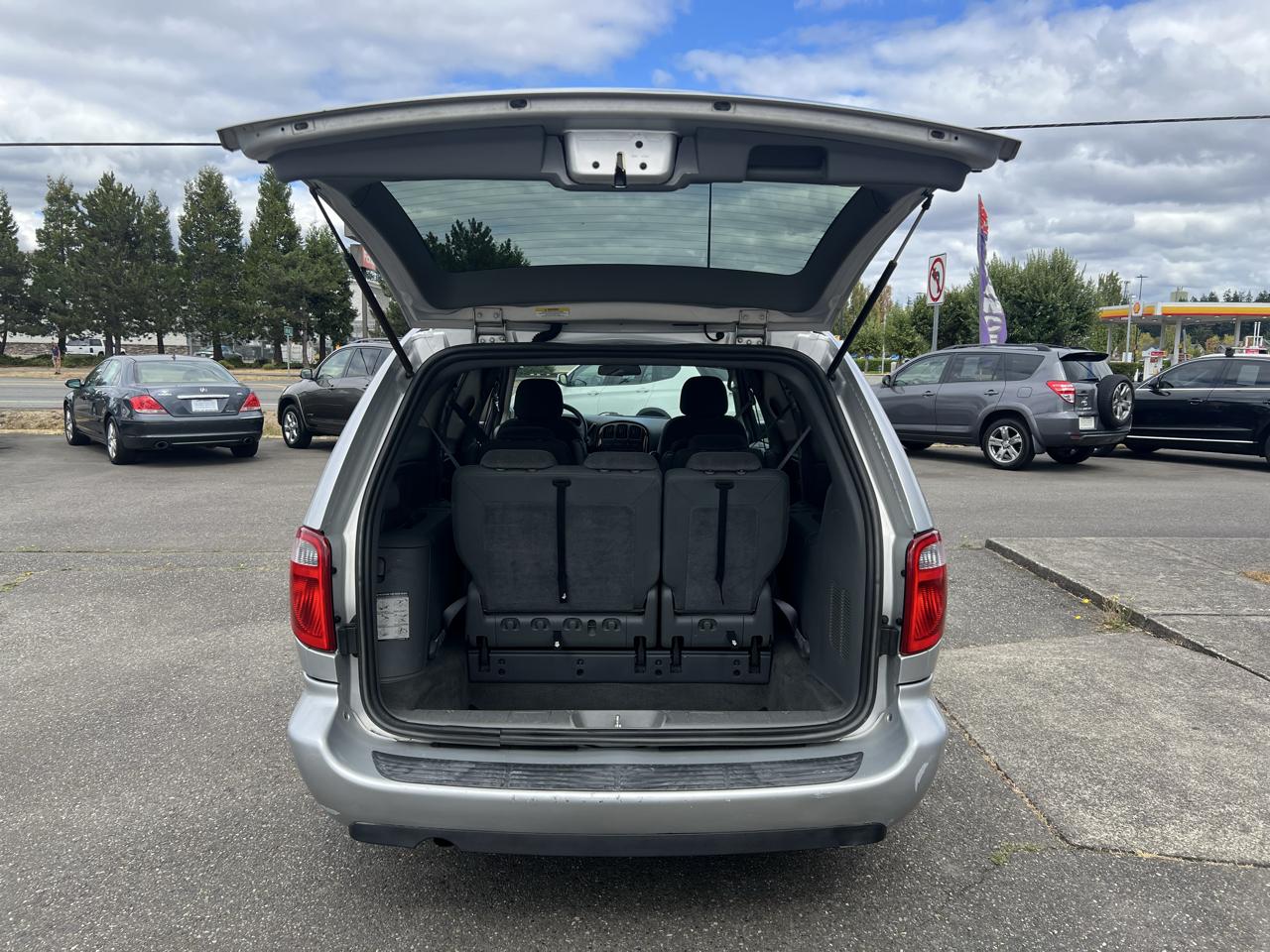 Chrysler Town & Country 4dr LWB LX FWD 2005