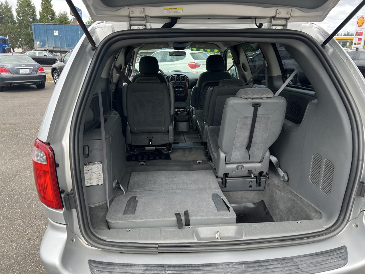 Chrysler Town & Country 4dr LWB LX FWD 2005