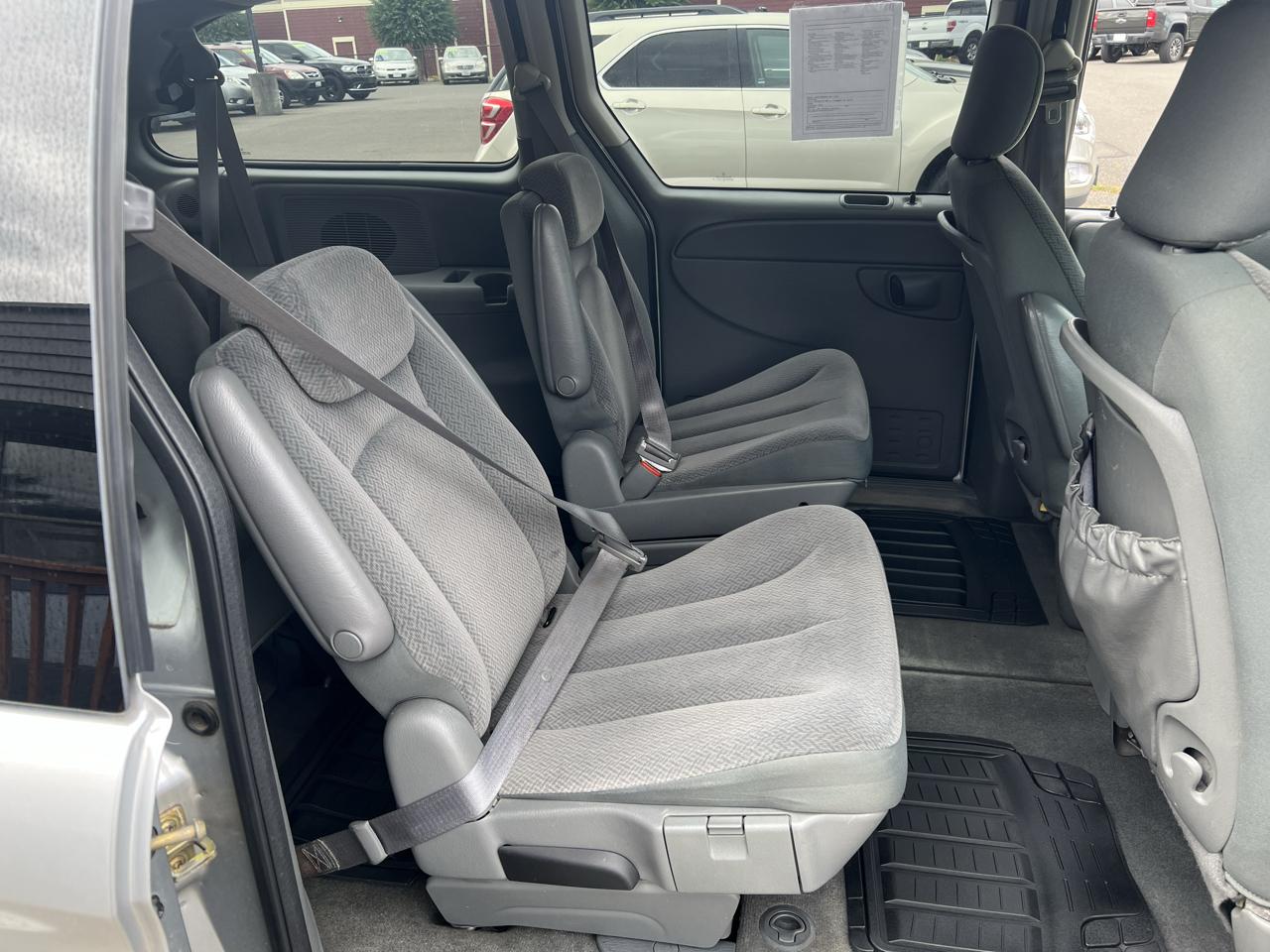 Chrysler Town & Country 4dr LWB LX FWD 2005