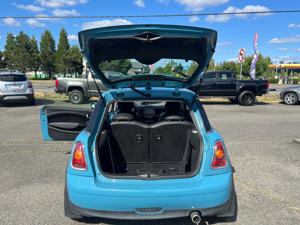 MINI Cooper Hardtop 2dr Cpe 2010