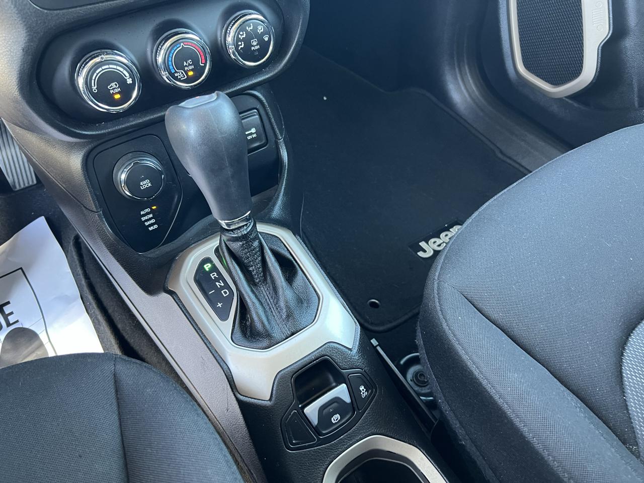 Jeep Renegade 4WD 4dr Latitude 2016