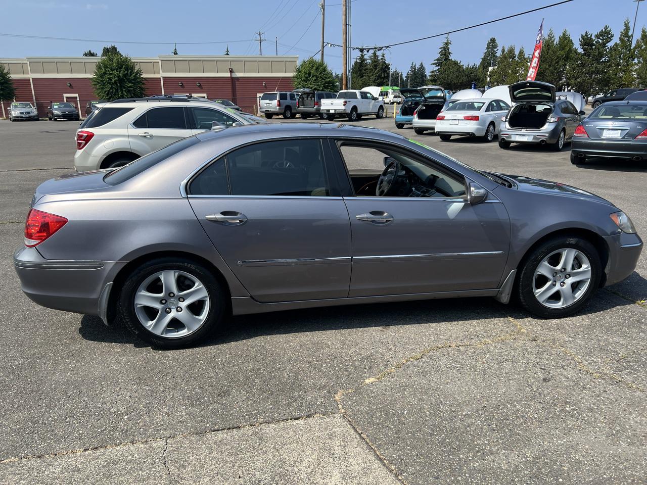 Acura RL 4dr Sdn AT (Natl) 2005