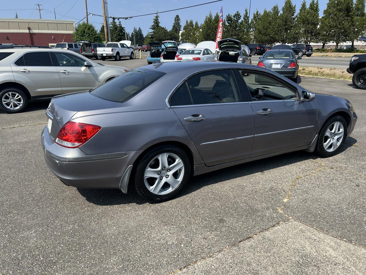 Acura RL 4dr Sdn AT (Natl) 2005