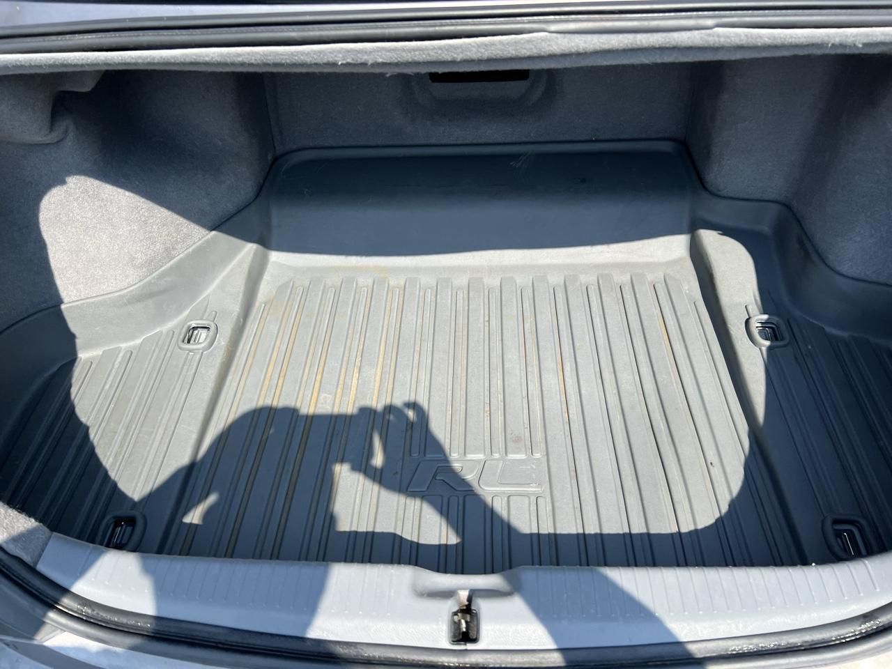 Acura RL 4dr Sdn AT (Natl) 2005