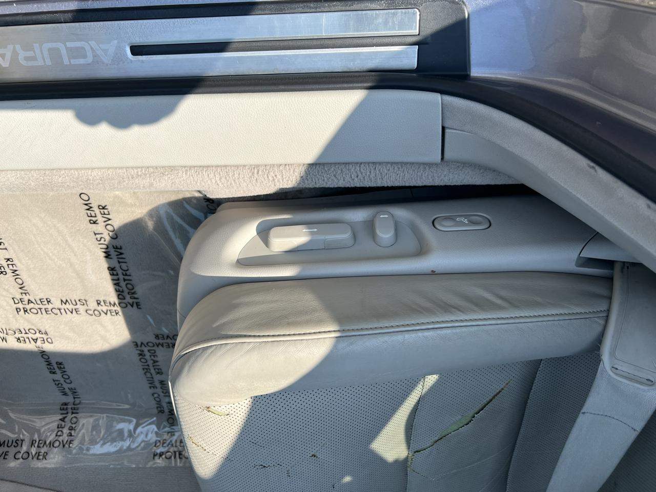Acura RL 4dr Sdn AT (Natl) 2005