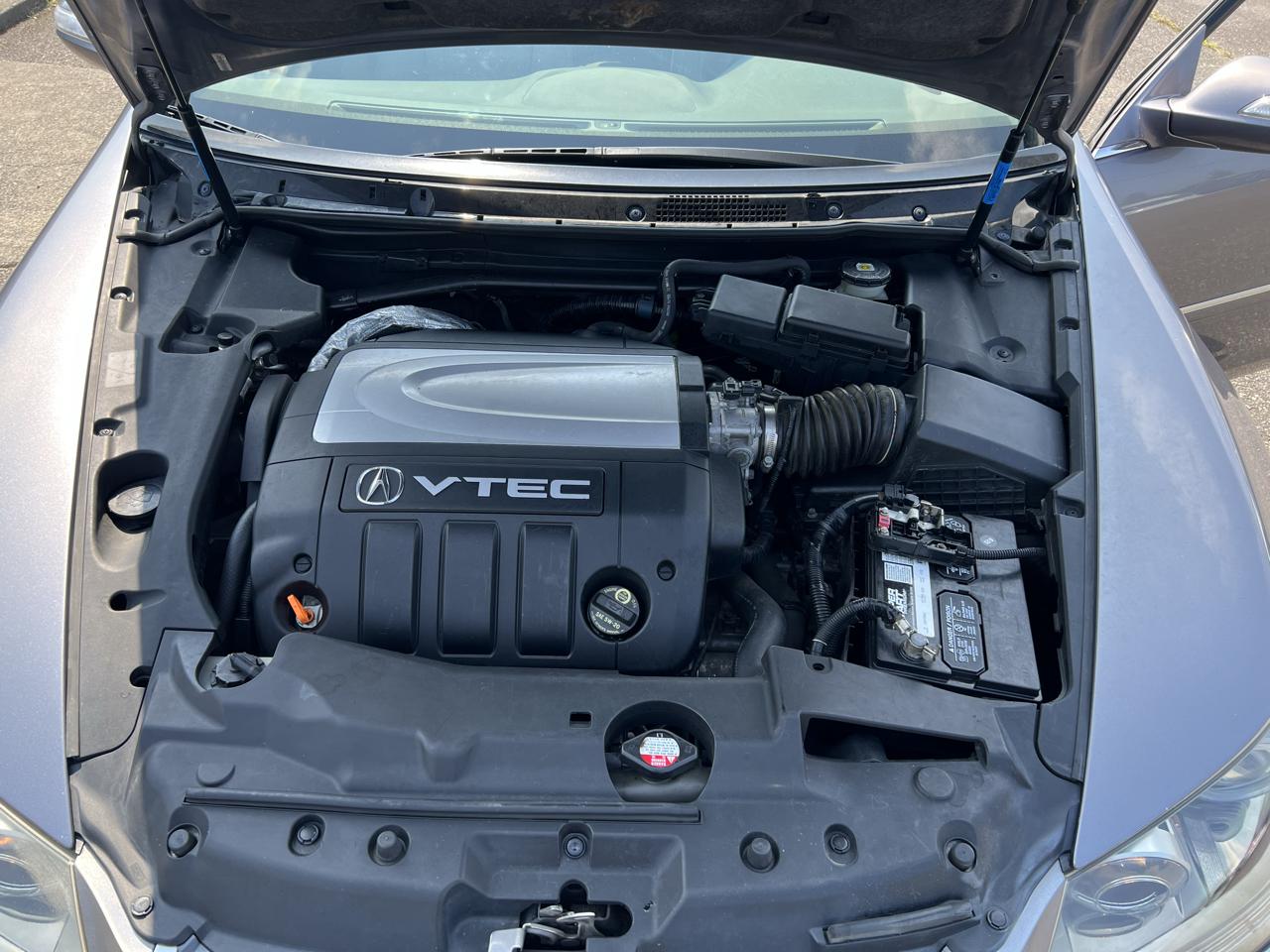 Acura RL 4dr Sdn AT (Natl) 2005