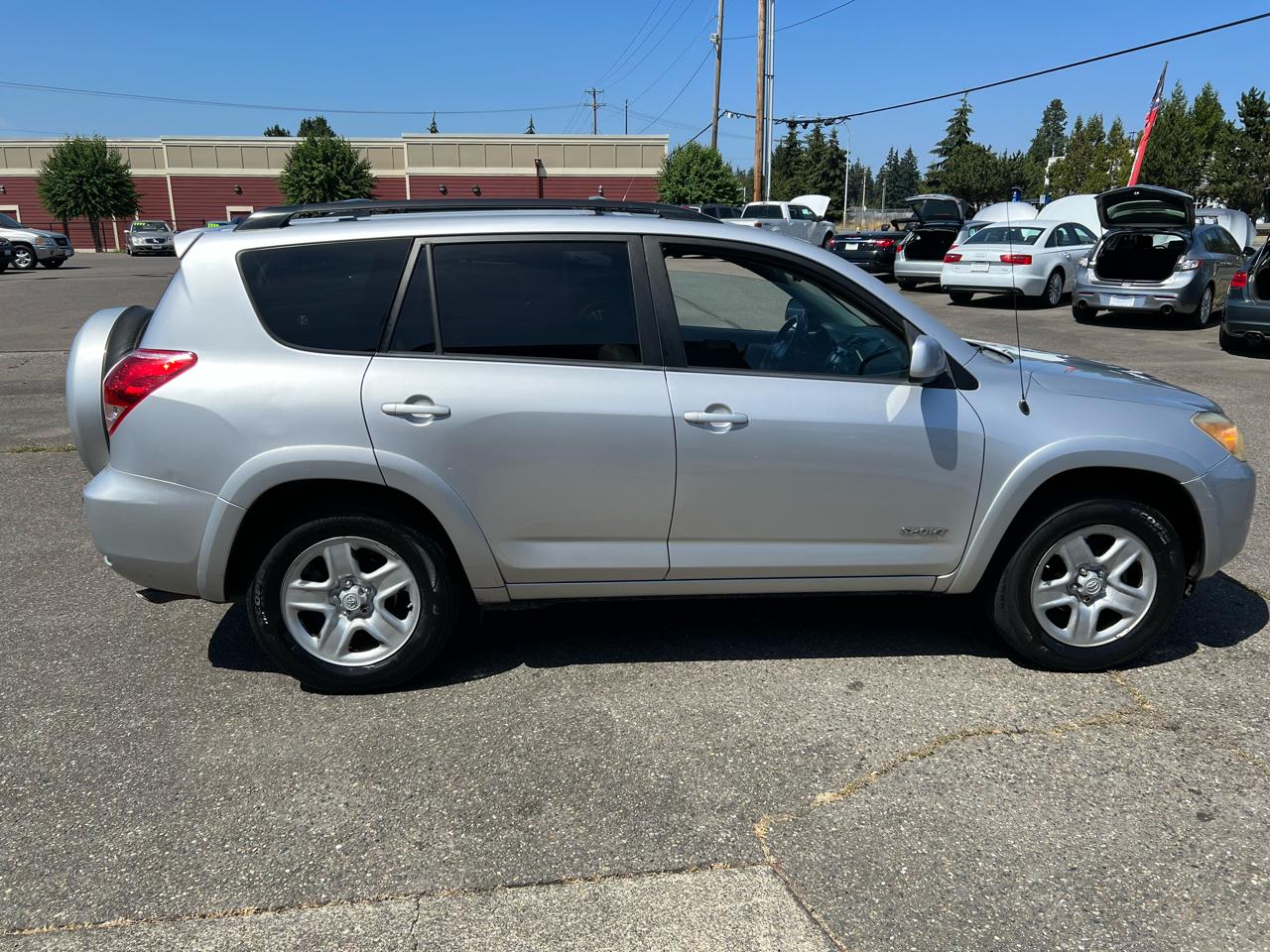 Toyota RAV4 2WD 4dr 4-cyl Sport (Natl) 2007