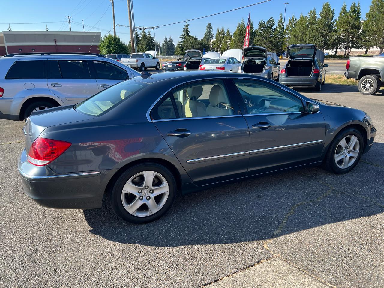 Acura RL 4dr Sdn AT (Natl) 2006