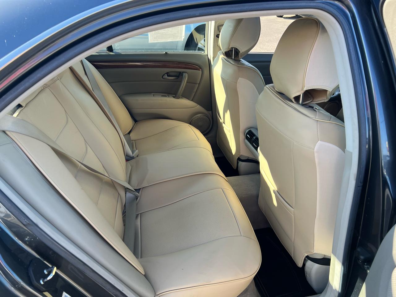 Acura RL 4dr Sdn AT (Natl) 2006