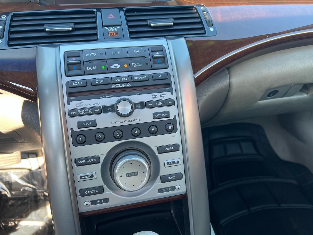 Acura RL 4dr Sdn AT (Natl) 2006