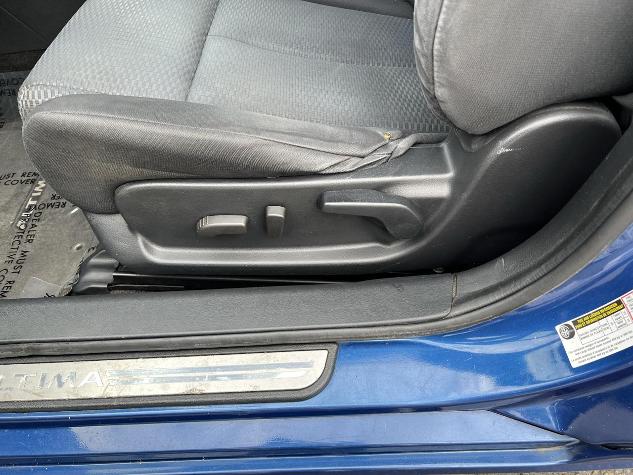 Nissan Altima 2dr Cpe I4 2.5 S 2008