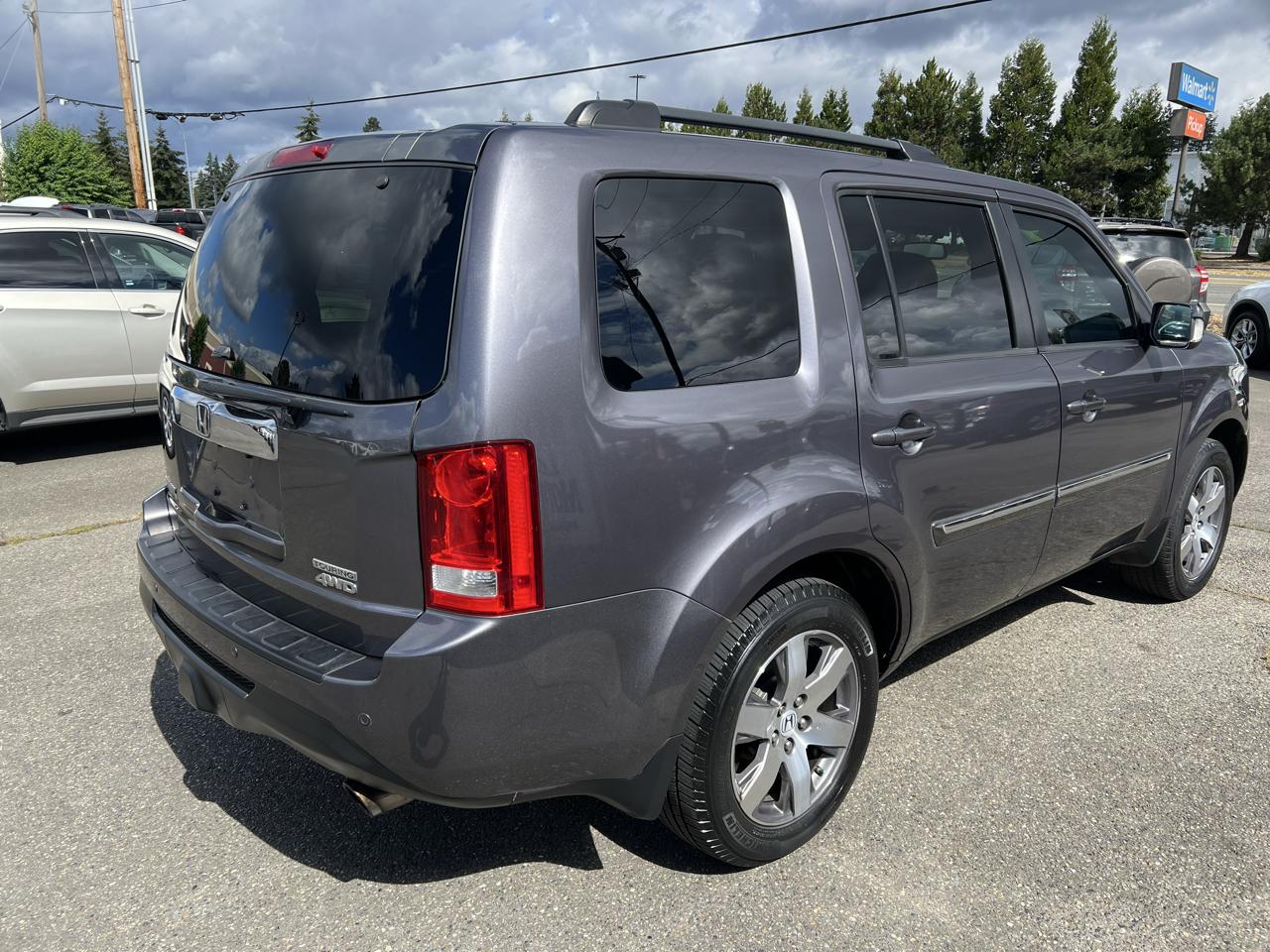 Honda Pilot 4WD 4dr Touring w/RES & Navi 2014