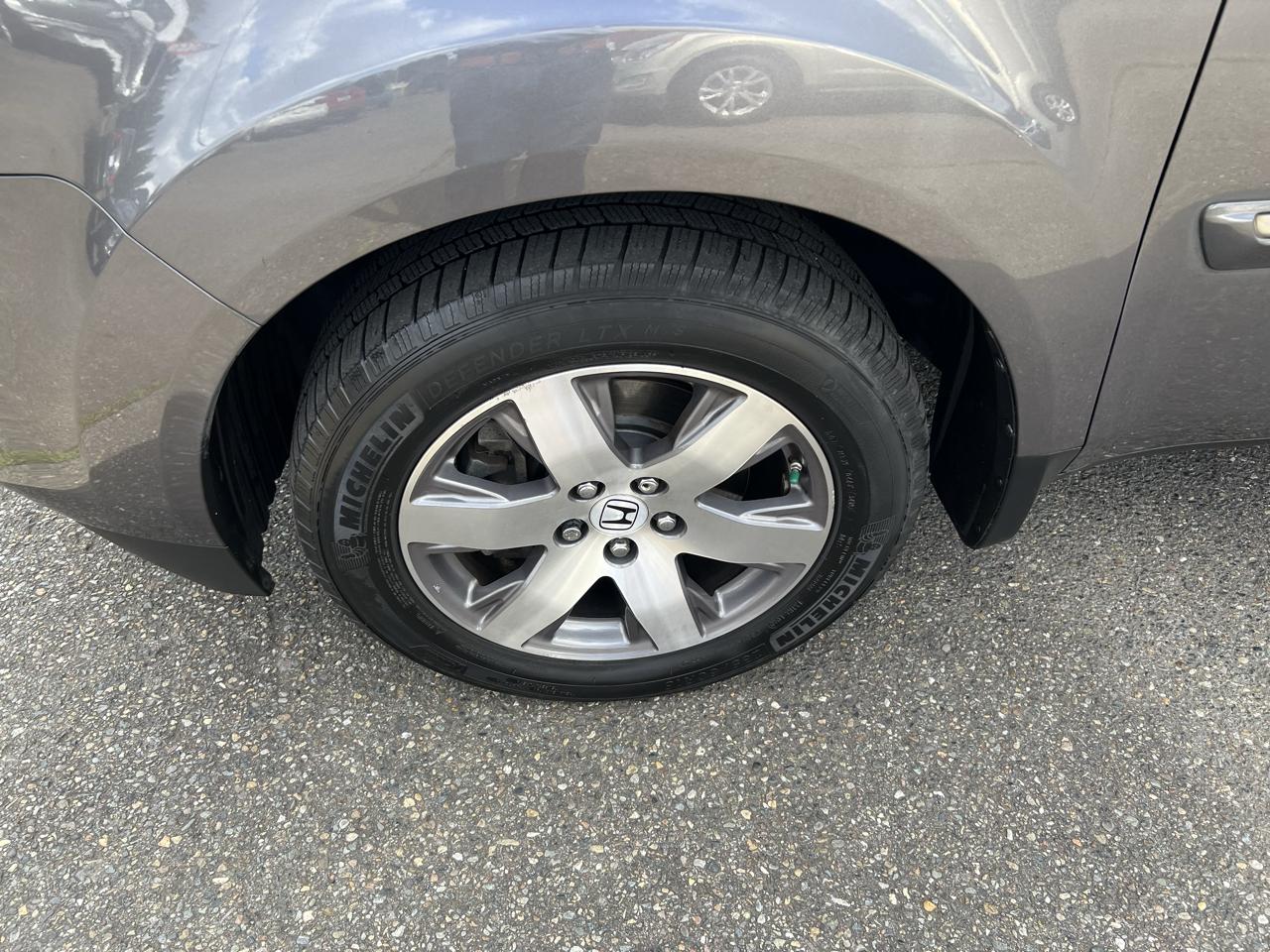 Honda Pilot 4WD 4dr Touring w/RES & Navi 2014