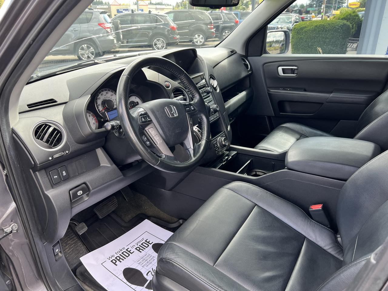 Honda Pilot 4WD 4dr Touring w/RES & Navi 2014