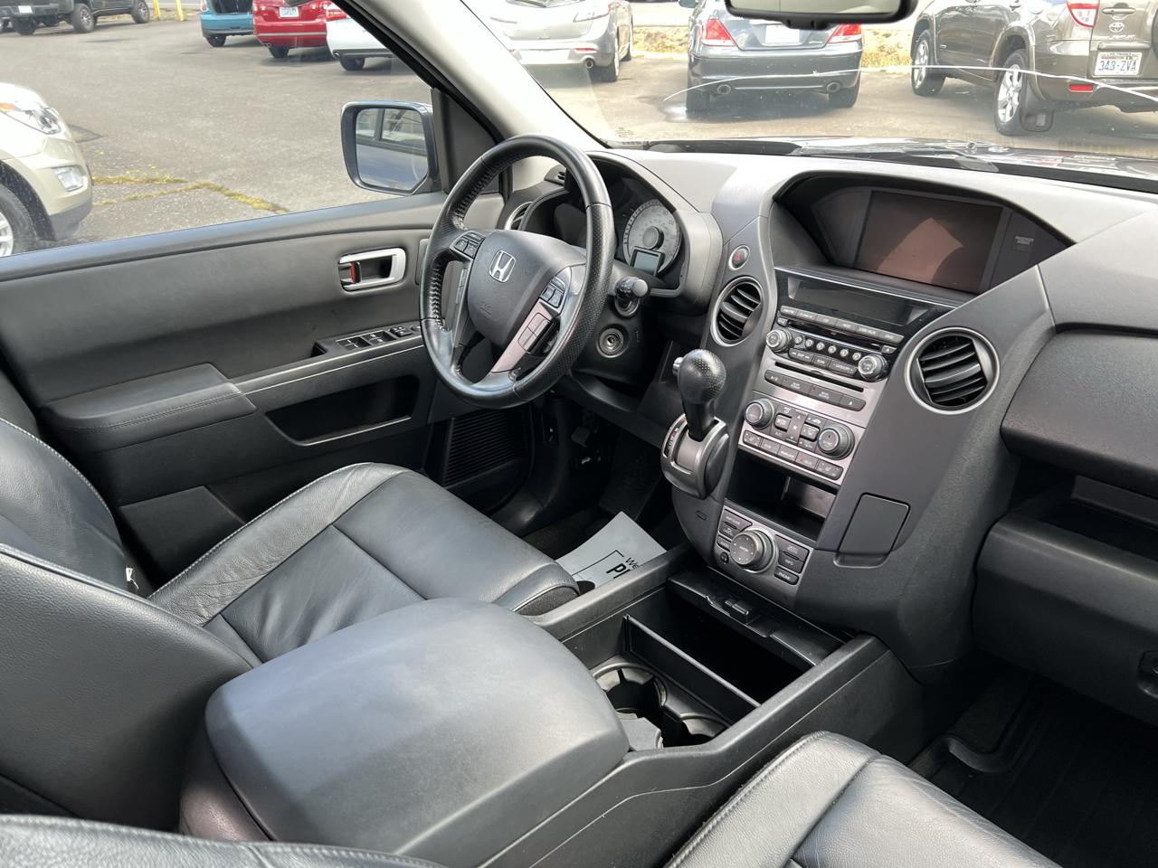 Honda Pilot 4WD 4dr Touring w/RES & Navi 2014