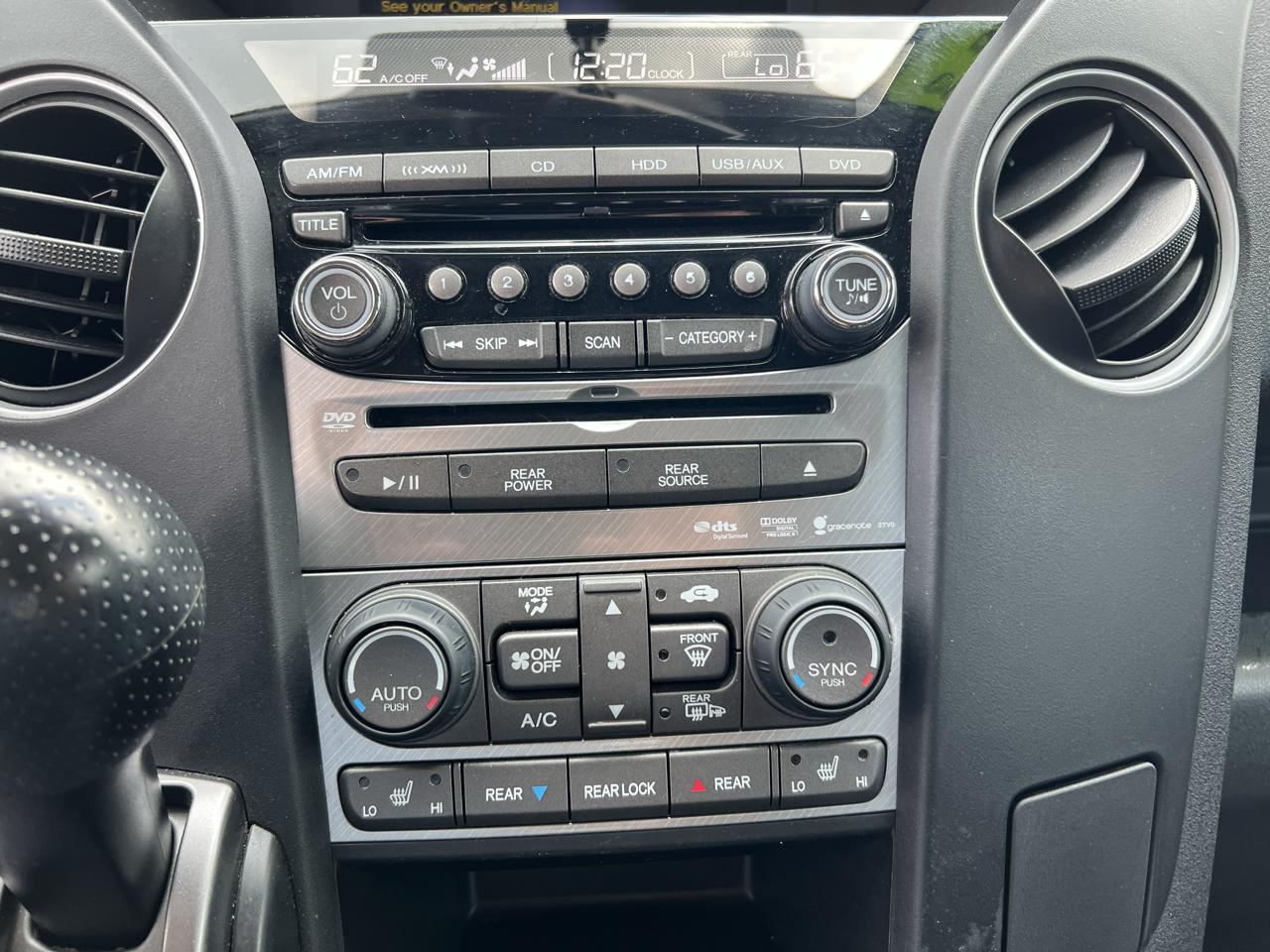 Honda Pilot 4WD 4dr Touring w/RES & Navi 2014