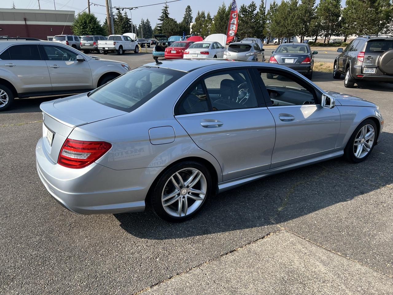 Mercedes-Benz C-Class 4dr Sdn C 250 Sport RWD 2013