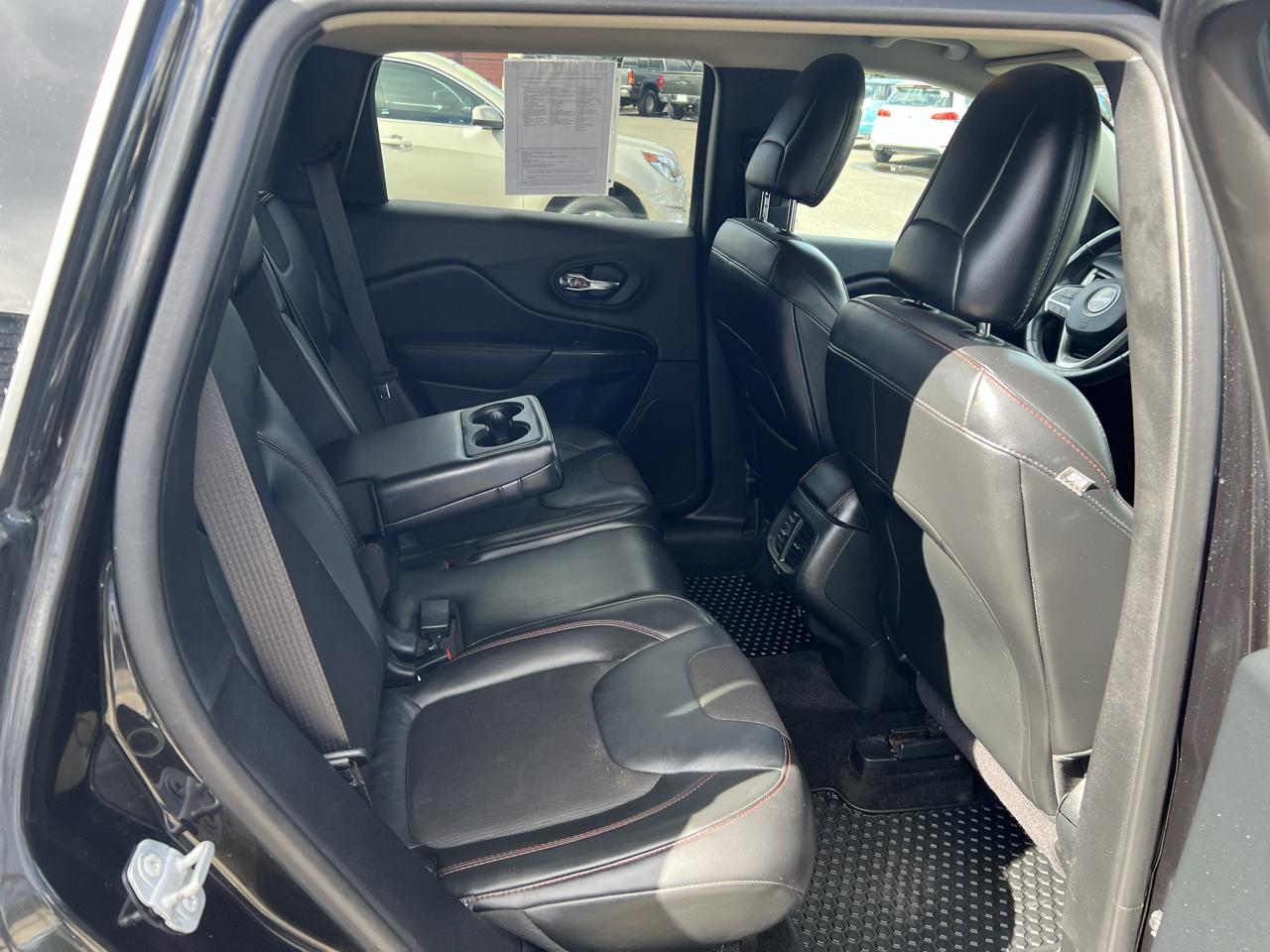 Jeep Cherokee 4WD 4dr Trailhawk 2015