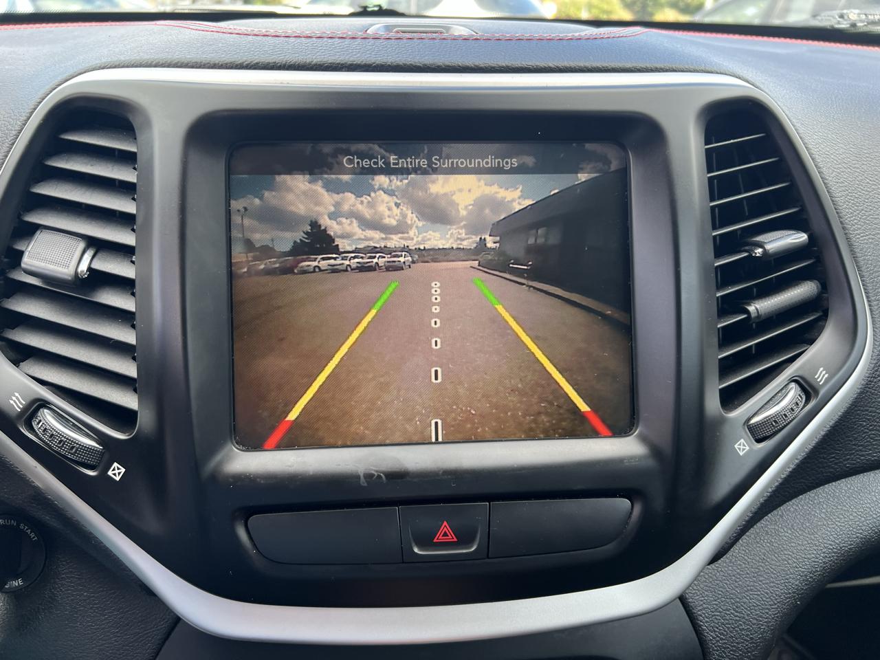 Jeep Cherokee 4WD 4dr Trailhawk 2015