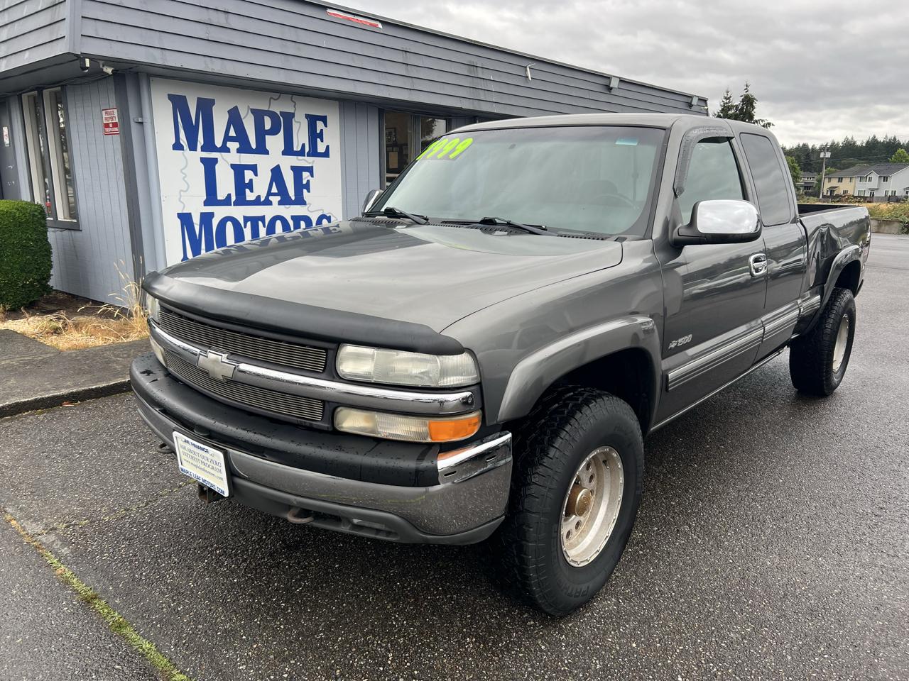 2000 Chevrolet Silverado 1500 4dr Ext Cab 143.5" WB 4WD LS