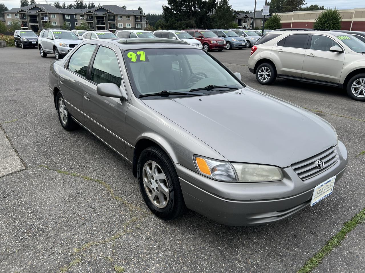 Toyota Camry 4dr Sdn LE V6 Auto 1997
