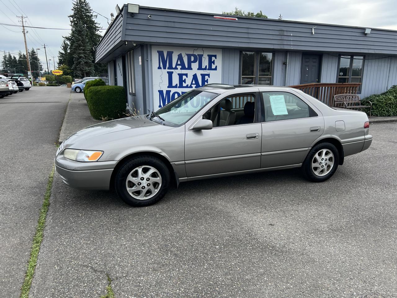 Toyota Camry 4dr Sdn LE V6 Auto 1997