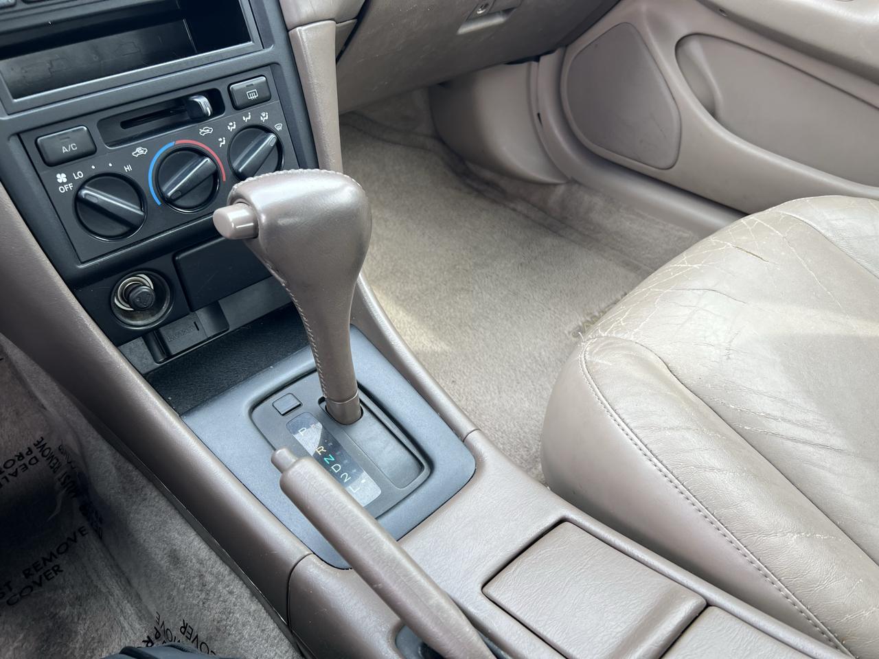 Toyota Camry 4dr Sdn LE V6 Auto 1997